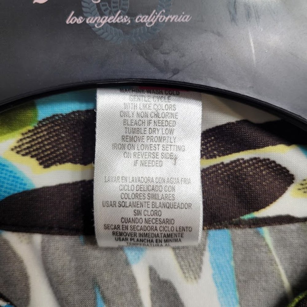 HEART SOUL Women's V Neck Print Short Sleeve Top Size Small - Picture 5 of 6